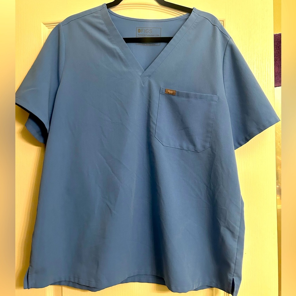 Women’s Figs Ceil Blue Catarina one pocket top XXL